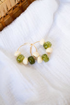 Boucles d'oreilles Justine kaki & crème