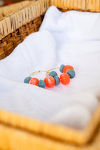 Boucles d'oreilles Justine corail & bleu