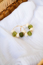 Boucles d'oreilles Justine kaki & crème