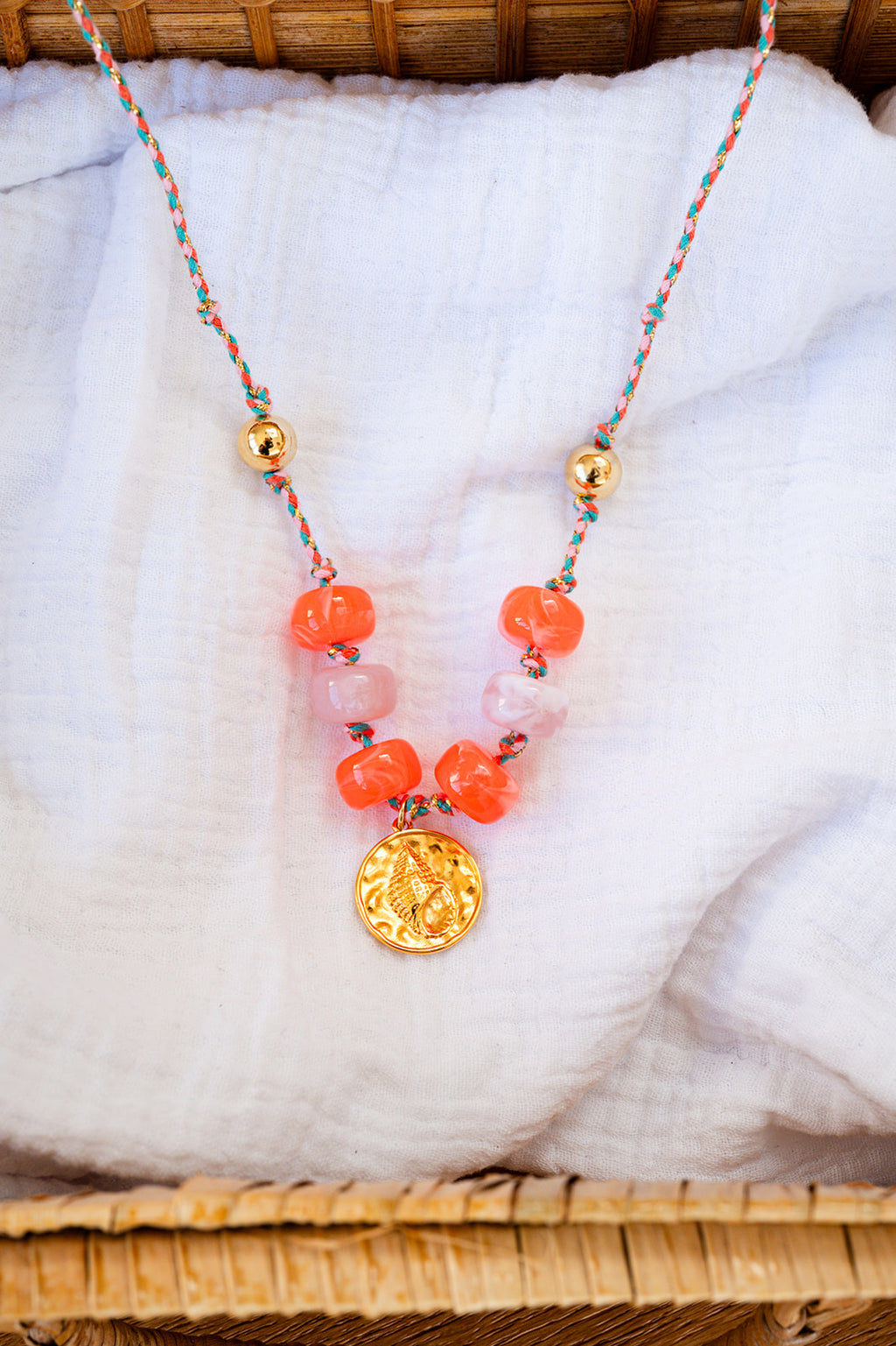 Collier Iris summer